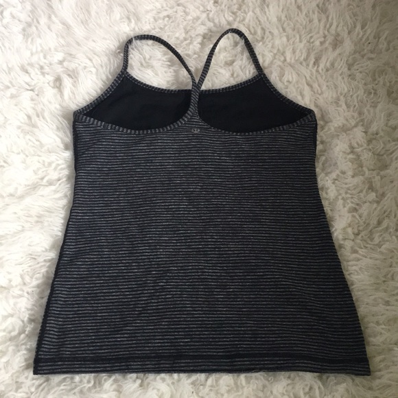 Lululemon tank - Picture 2 of 5
